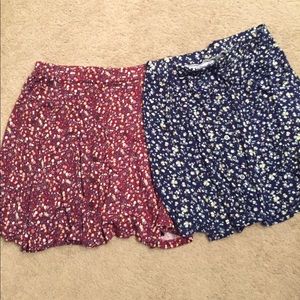 Bundle of 2 skirts